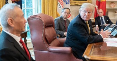 Các công ty chip Trung Quốc thấp thỏm lo bị Mỹ trừng phạt