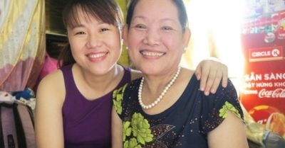 Người phụ nữ xin mẹ đẻ bán đất lấy tiền chữa bệnh ung thư cho mẹ chồng
