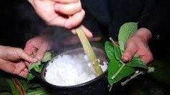 Bữa cơm ngày bão