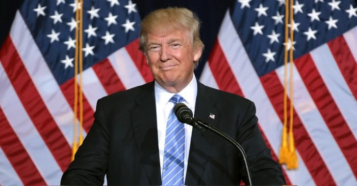 Chân dung tổng thống Mỹ Donal Trump