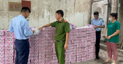 Tăng cường kiểm soát an toàn thực phẩm, xử lý nghiêm đồ chơi bạo lực tại Hà Nội